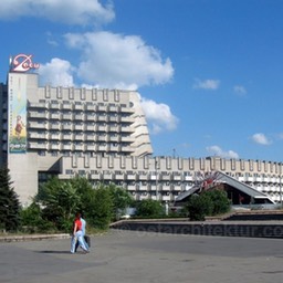 Dnepropetrovsk-Hotel-Nirinberg-Zubarev-1985-20080807-007