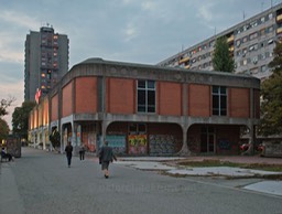 Novi-Sad-Architektur-20101013-041